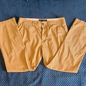 American Eagle Chinos 34x32